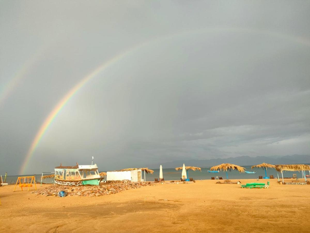 Nuweiba Oasis Hotel Bagian luar foto